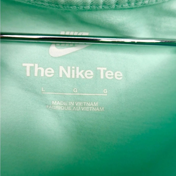 Nike Boys Blue Tie Dye International Hoops T-Shirt - Picture 5 of 6